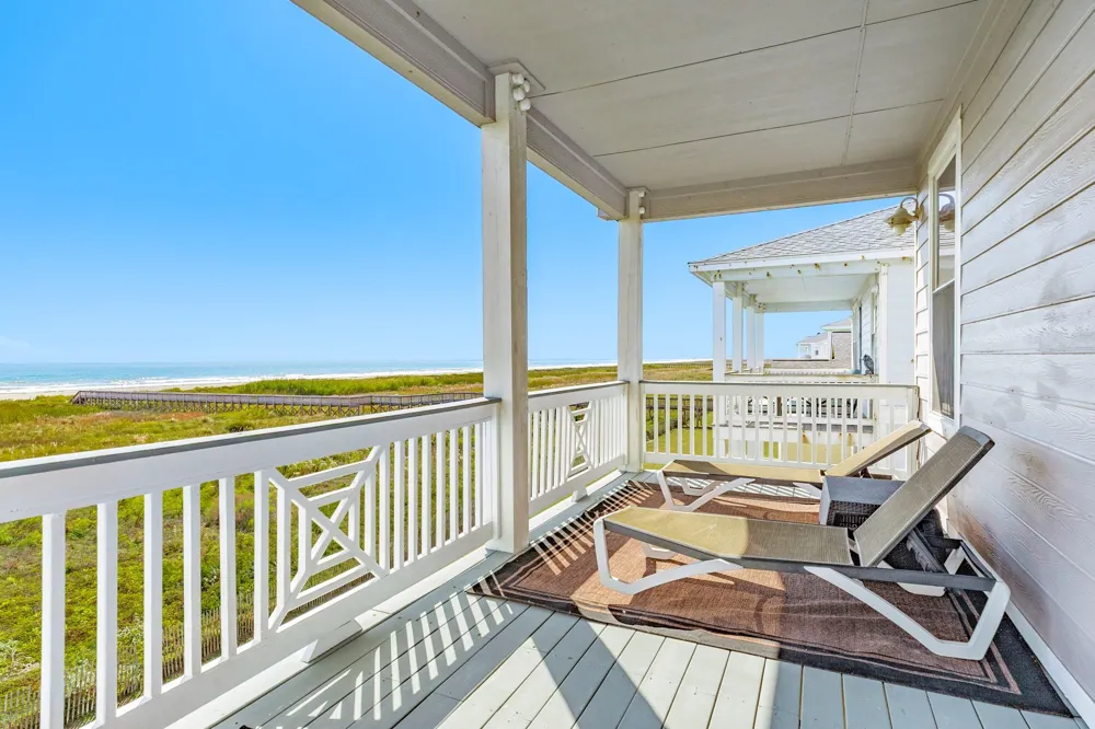 4215 Green Heron Drive Galveston, TX 77554