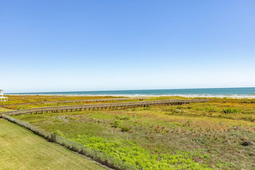 4215 Green Heron Drive Galveston, TX 77554