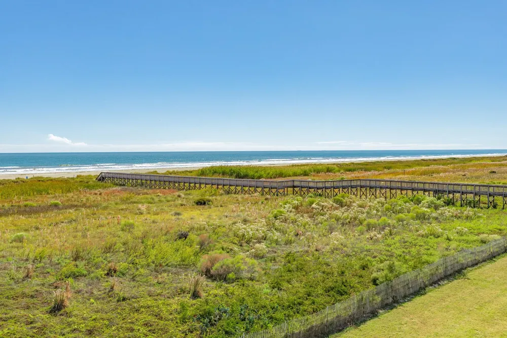 4215 Green Heron Drive Galveston, TX 77554