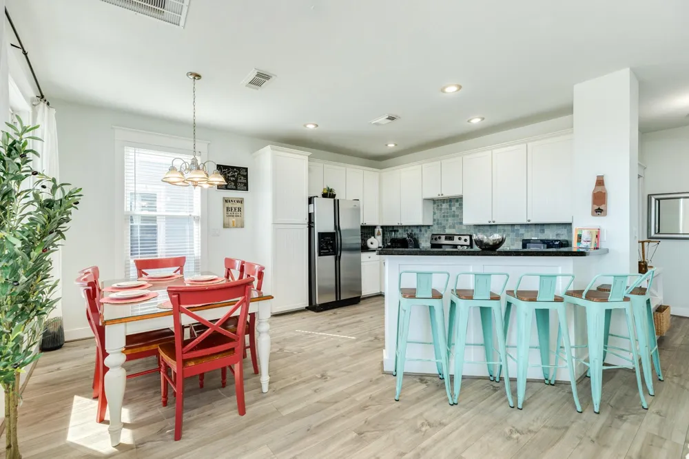 4215 Green Heron Drive Galveston, TX 77554