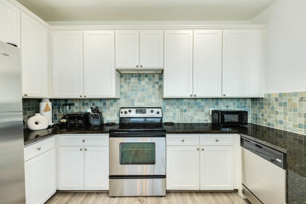 4215 Green Heron Drive Galveston, TX 77554
