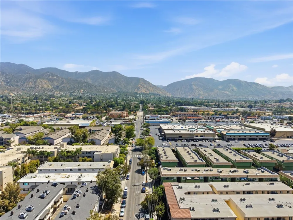 13040 Dronfield #23 Sylmar, CA 91342
