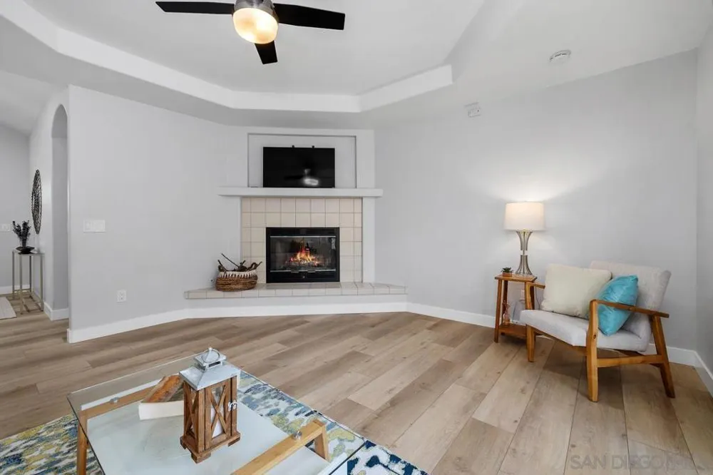13309 Lakeview Way Lakeside, CA 92040
