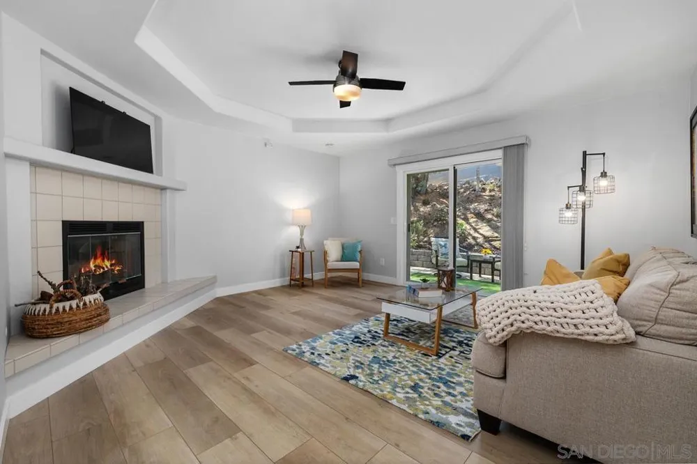 13309 Lakeview Way Lakeside, CA 92040