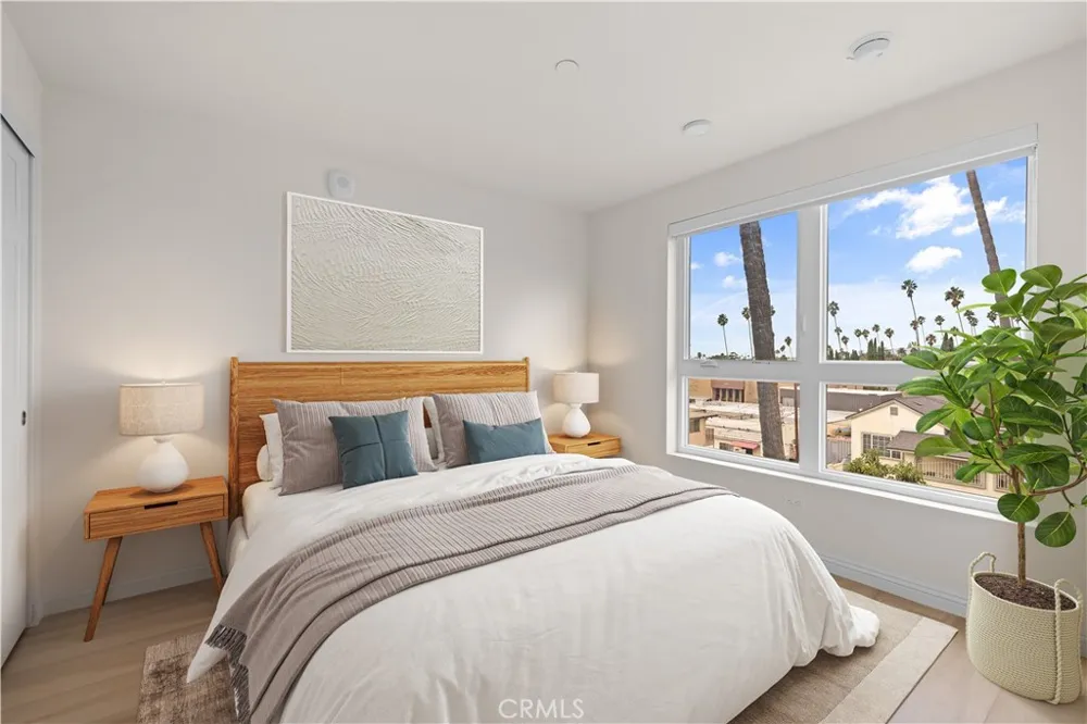 1818 S Norton Avenue #407 Los Angeles, CA 90018