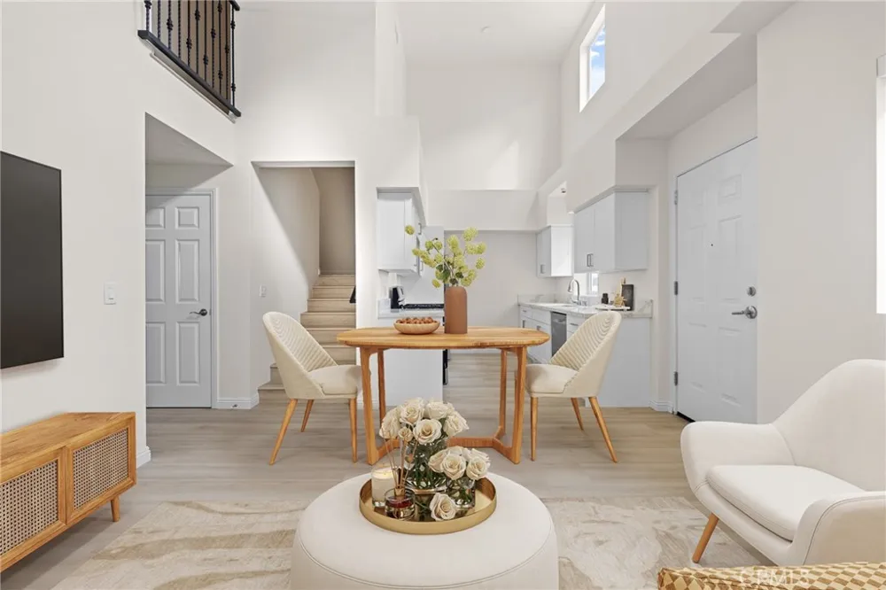 1818 S Norton Avenue #407 Los Angeles, CA 90018