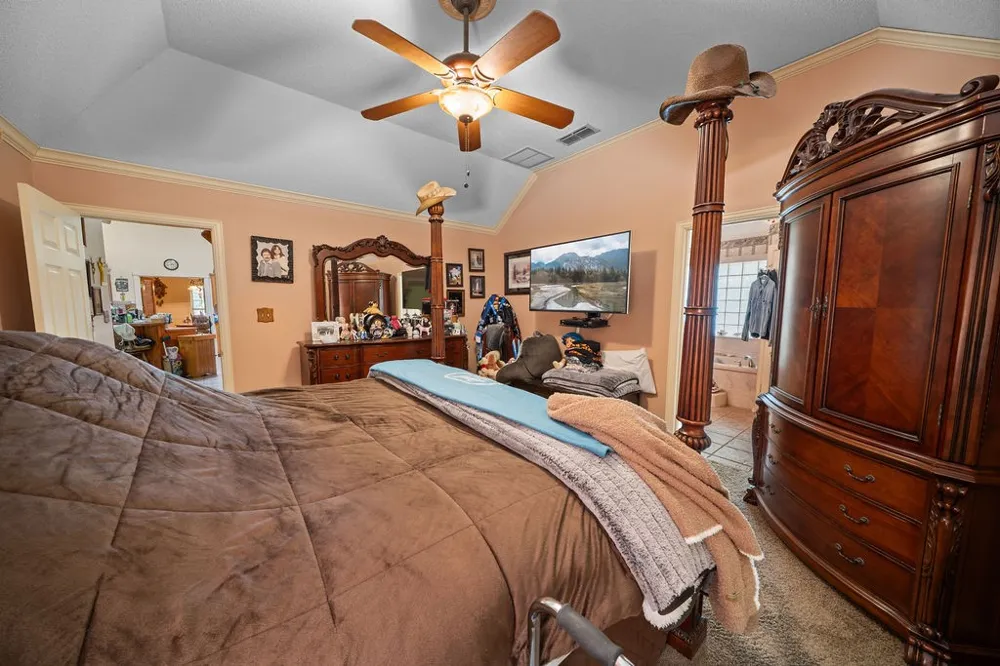630 County Road 3608 Bullard, TX 75757