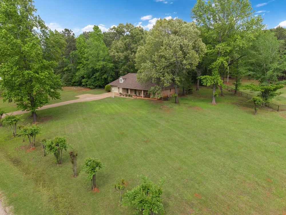 630 County Road 3608 Bullard, TX 75757