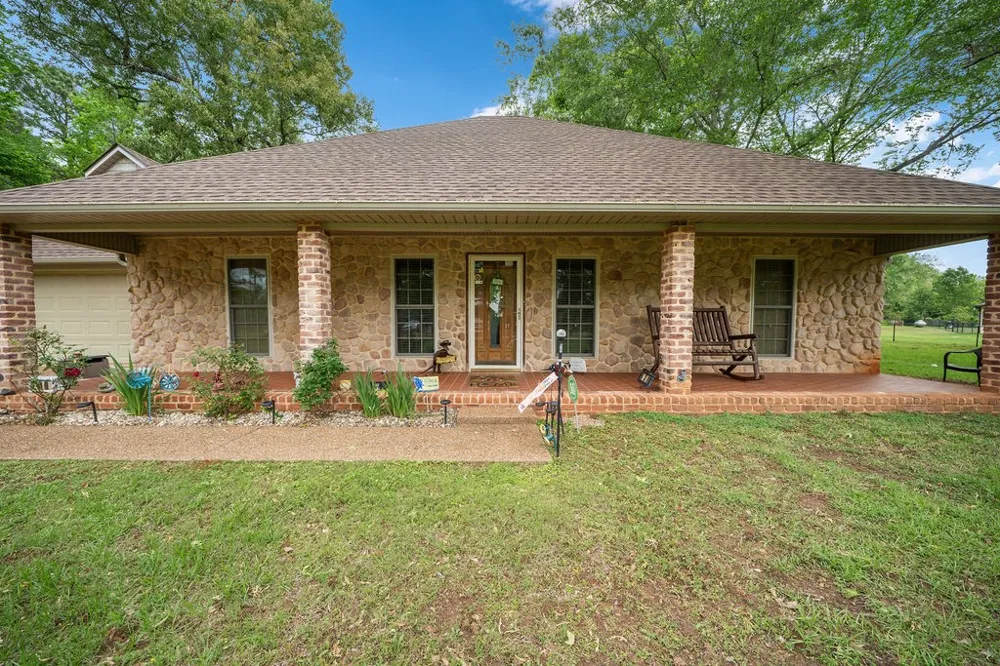 630 County Road 3608 Bullard, TX 75757