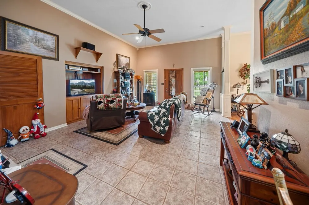 630 County Road 3608 Bullard, TX 75757