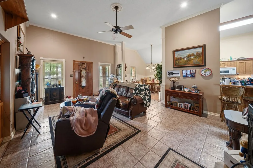 630 County Road 3608 Bullard, TX 75757