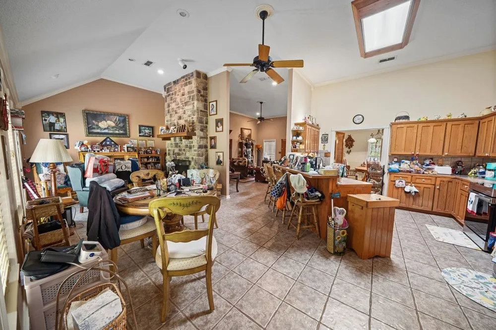 630 County Road 3608 Bullard, TX 75757