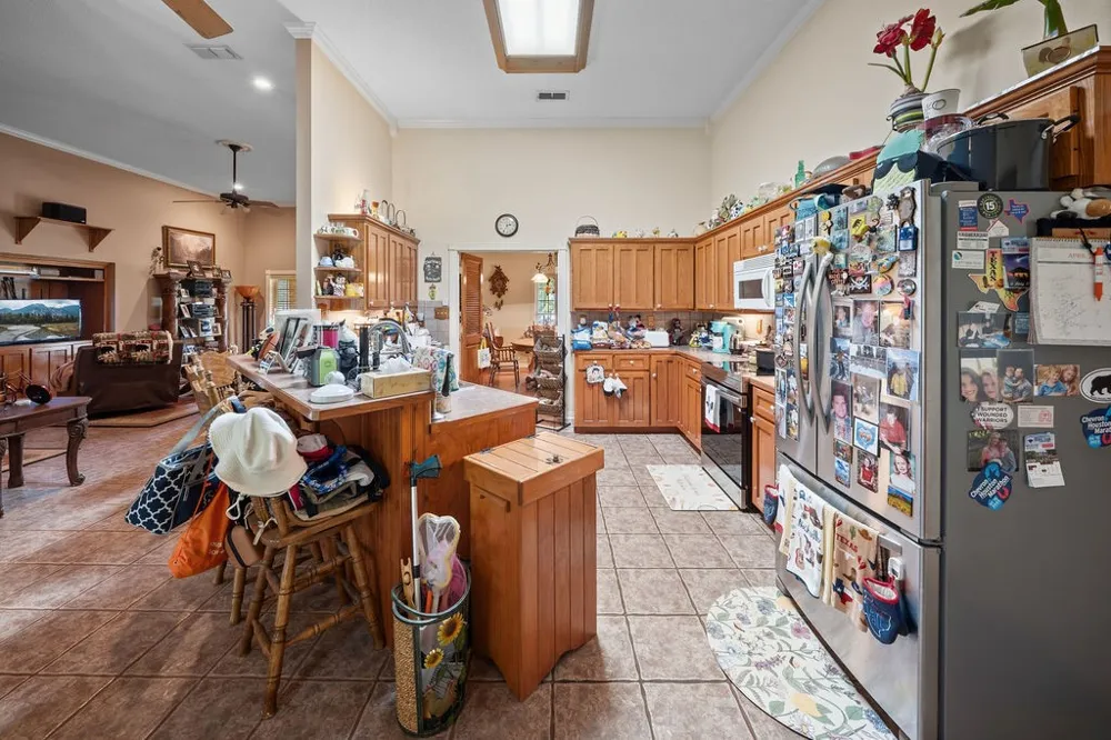 630 County Road 3608 Bullard, TX 75757
