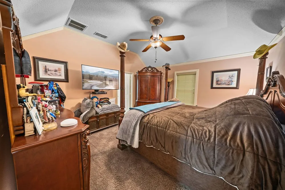 630 County Road 3608 Bullard, TX 75757