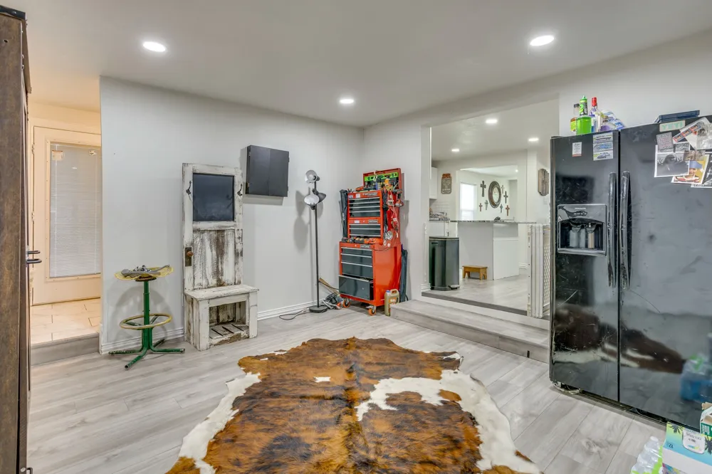 109 W Purdom Avenue Alvarado, TX 76009