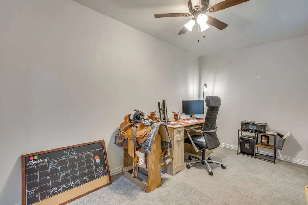 109 W Purdom Avenue Alvarado, TX 76009