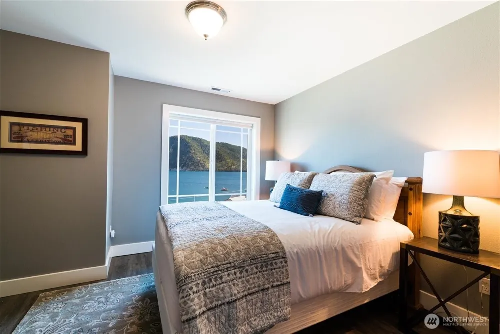 408 Manson Boulevard Manson, WA 98831