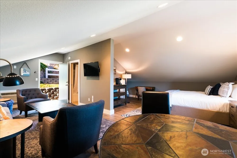 408 Manson Boulevard Manson, WA 98831