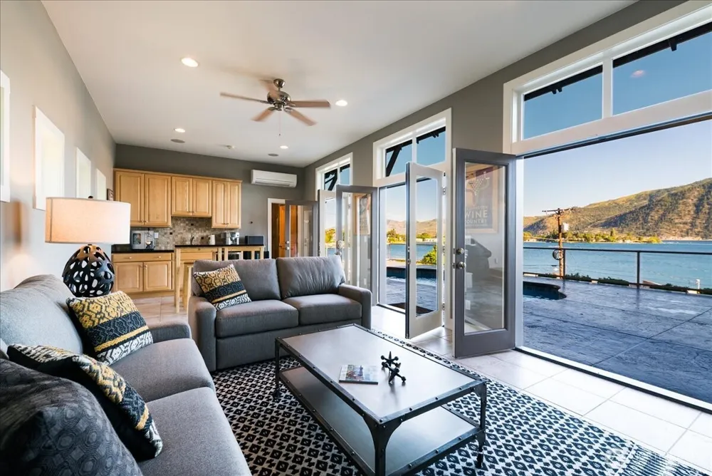 408 Manson Boulevard Manson, WA 98831