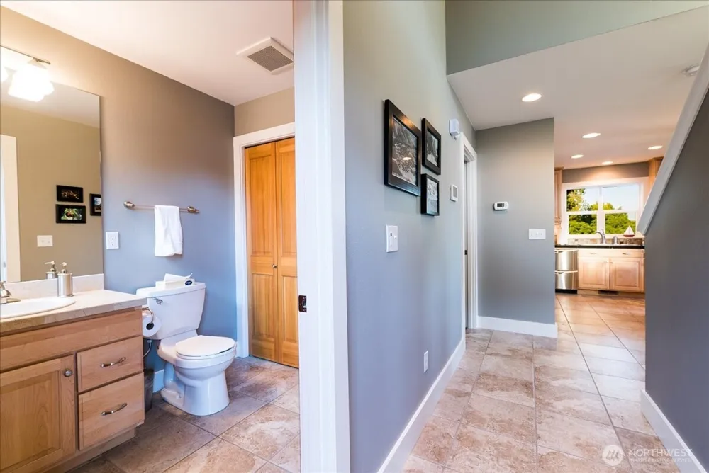 408 Manson Boulevard Manson, WA 98831
