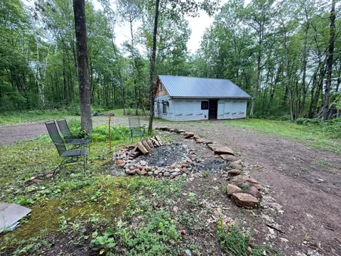 54520 United Country Court