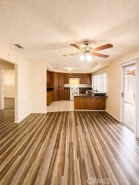19001 US Highway 18 #7 Apple Valley, CA 92307