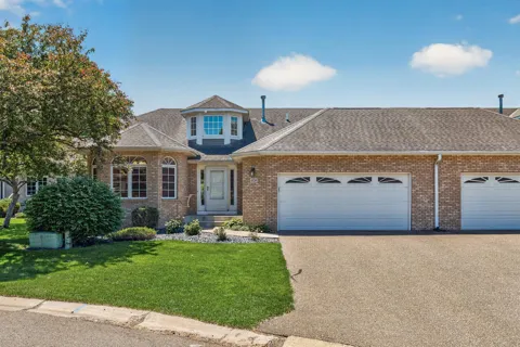 4134 Thornhill Lane