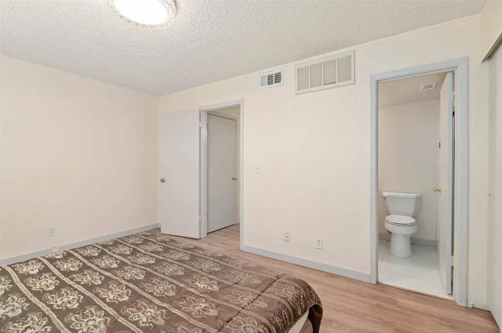 700 W Collins Street Denton, TX 76201