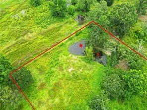 1083 County Road 3141 Cleveland, TX 77327