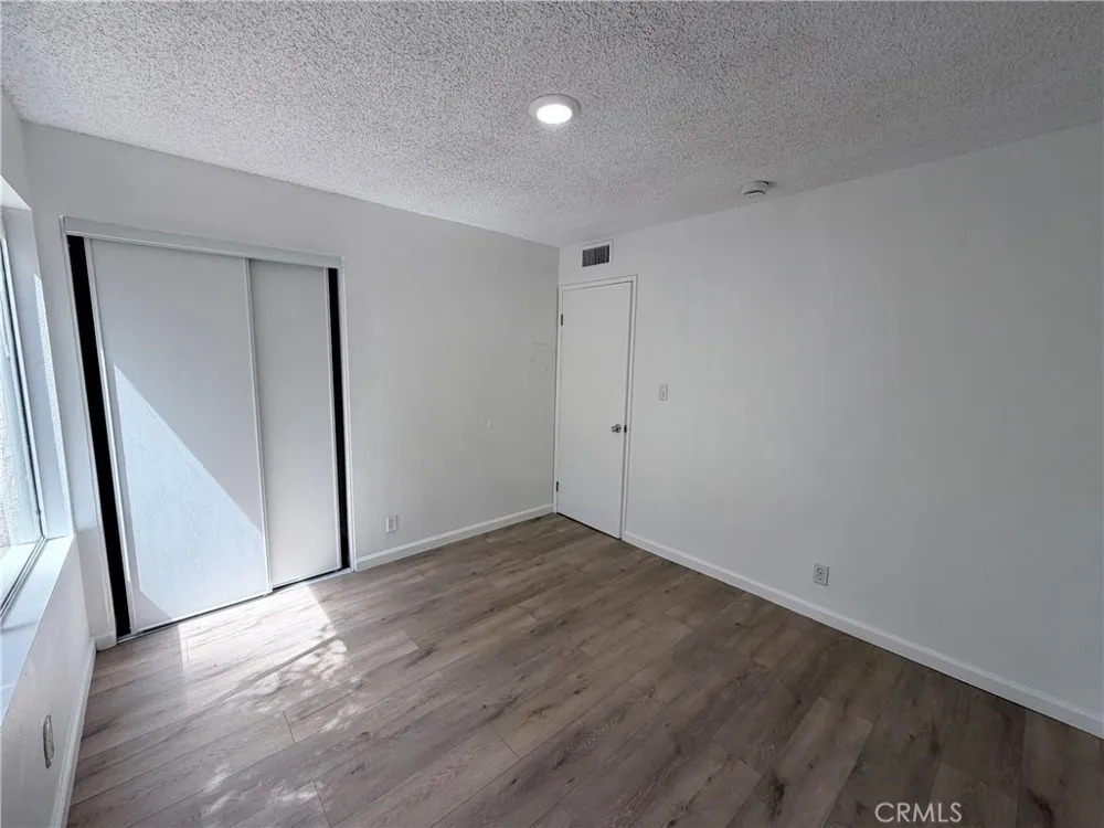 7800 Topanga Canyon Blvd #116 Canoga Park, CA 91304