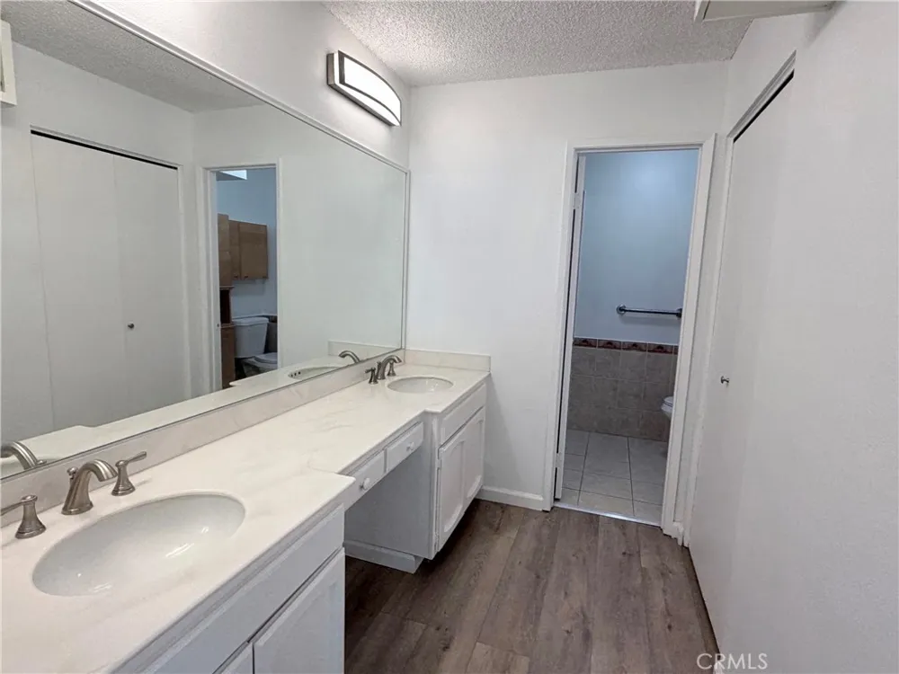 7800 Topanga Canyon Blvd #116 Canoga Park, CA 91304
