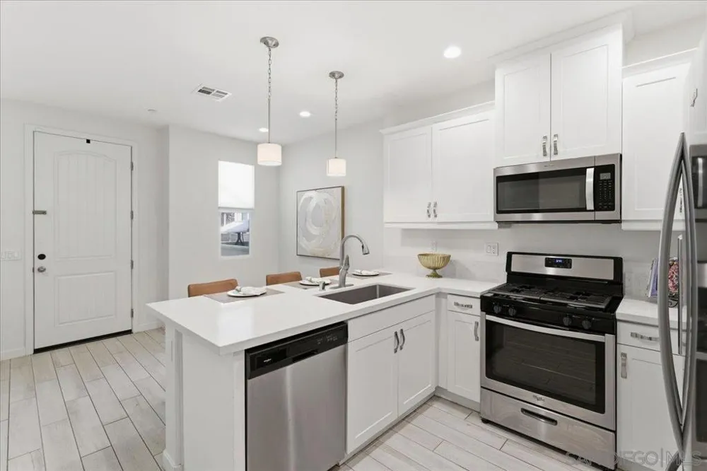 4156 Sitio Cielo Oceanside, CA 92057