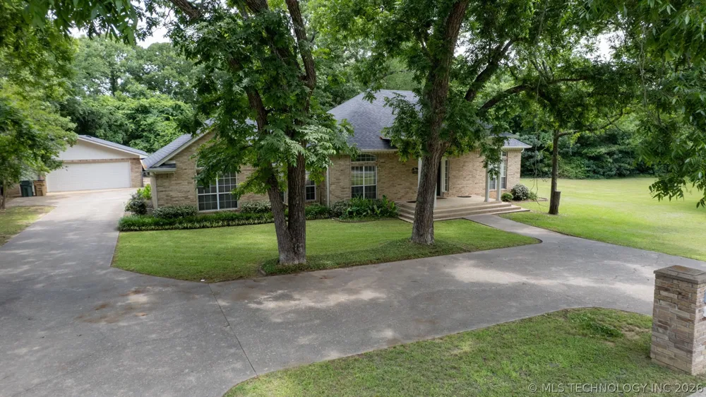 722 Westwood Durant, OK 74701