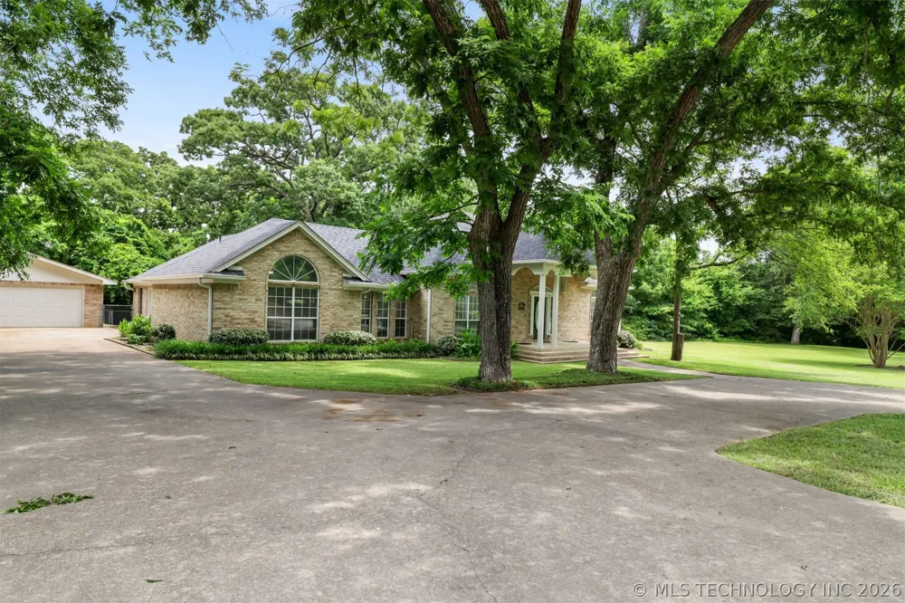 722 Westwood Durant, OK 74701