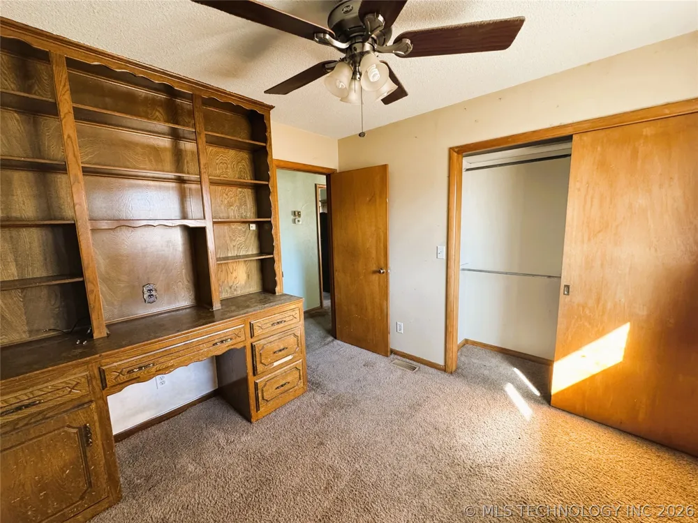 420 Dawson Street Meeker, OK 74855