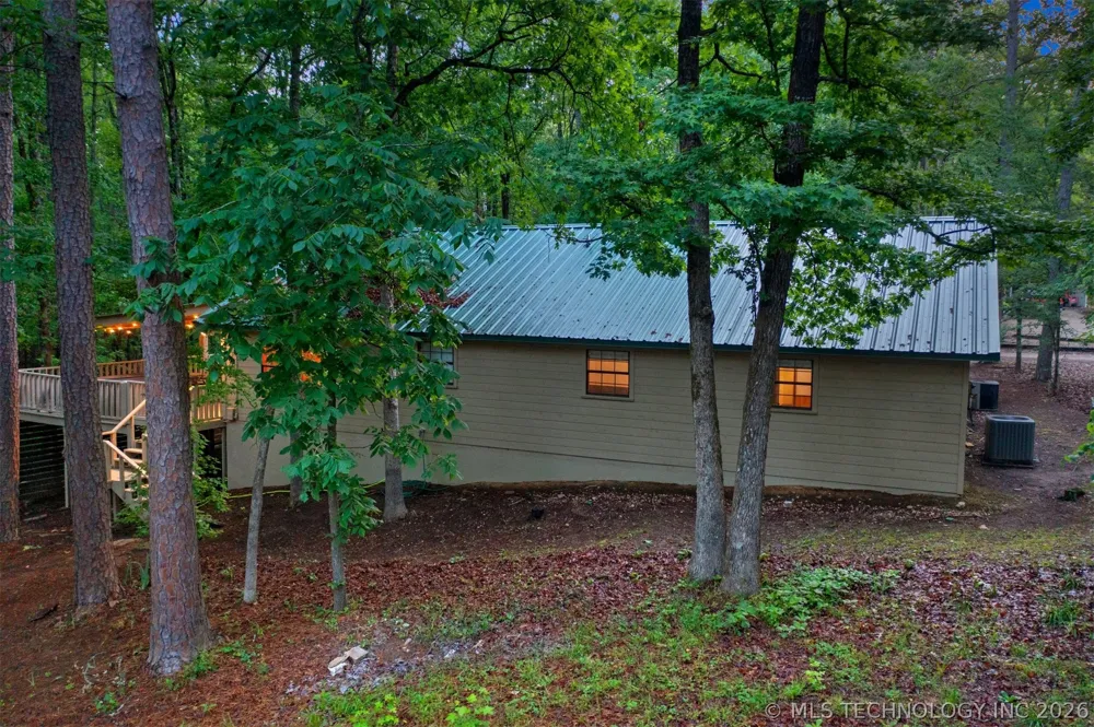184 Cedar Creek Circle Broken Bow, OK 74728