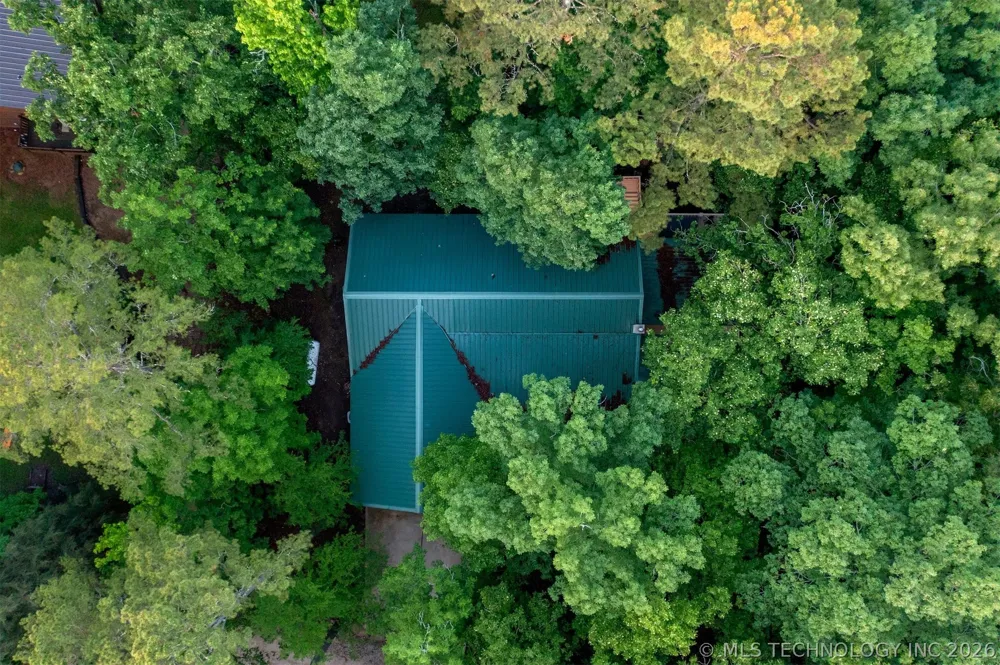 184 Cedar Creek Circle Broken Bow, OK 74728