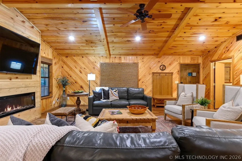 184 Cedar Creek Circle Broken Bow, OK 74728