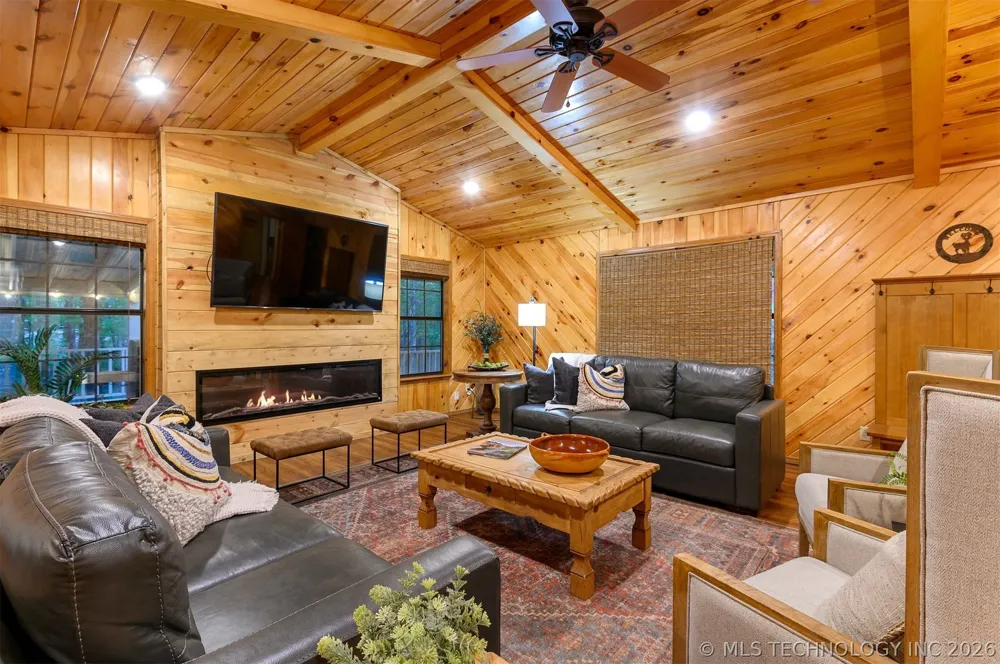 184 Cedar Creek Circle Broken Bow, OK 74728