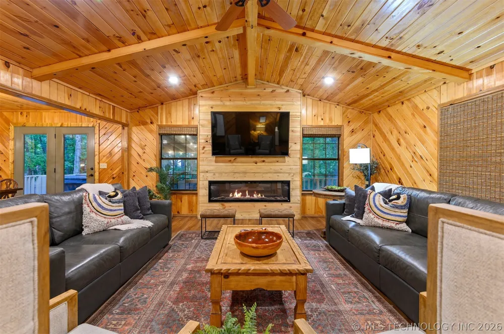 184 Cedar Creek Circle Broken Bow, OK 74728
