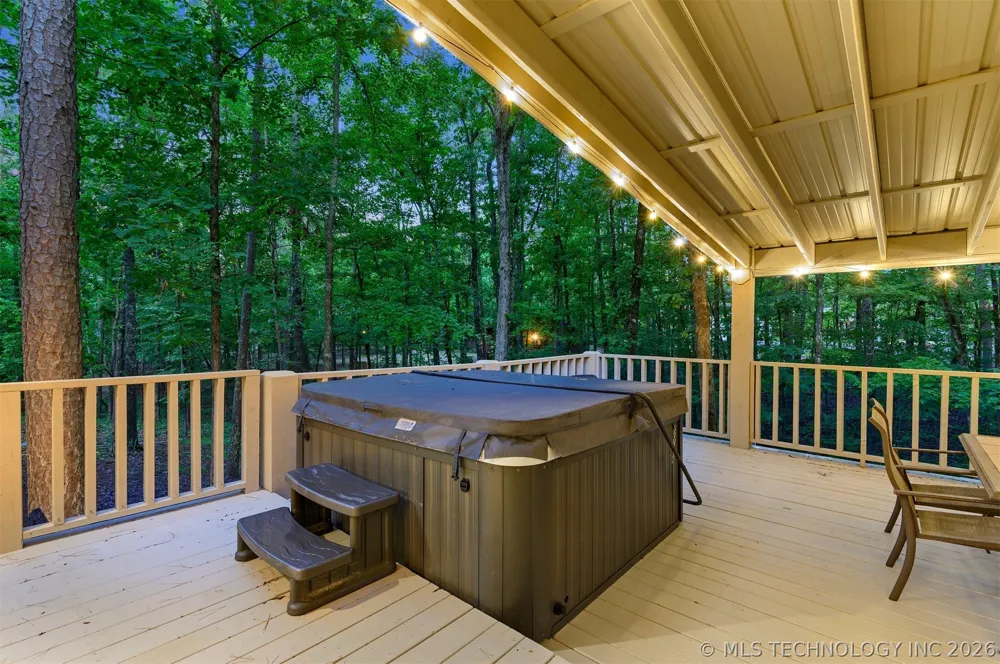 184 Cedar Creek Circle Broken Bow, OK 74728