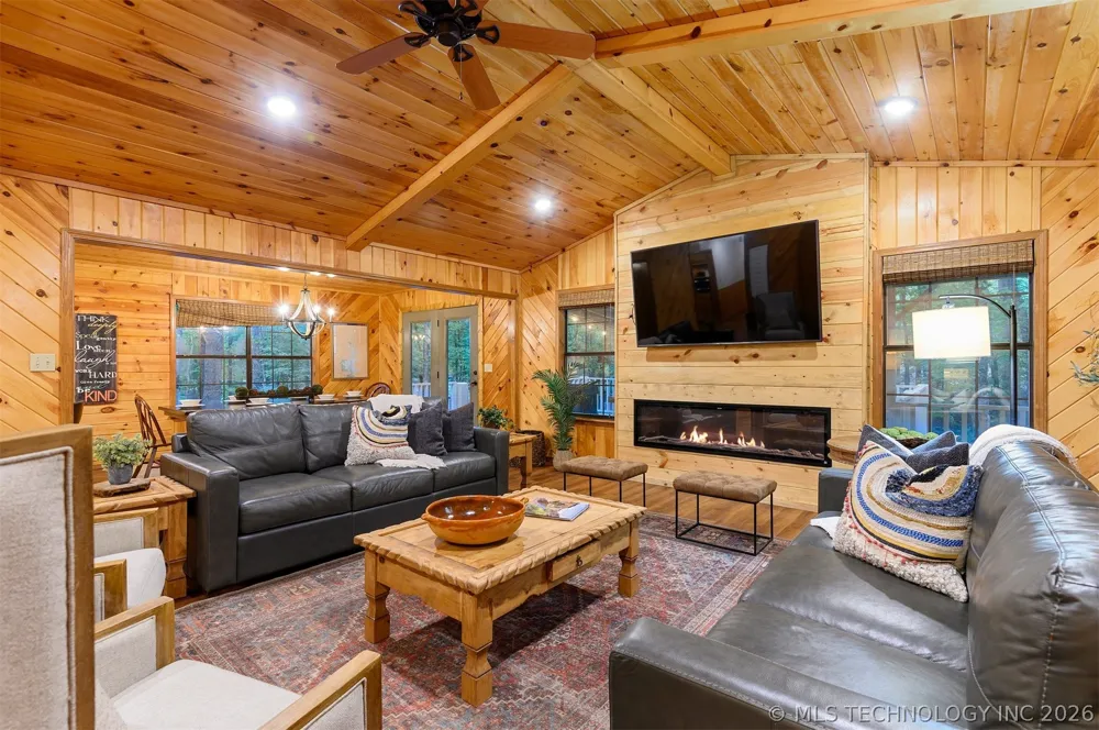 184 Cedar Creek Circle Broken Bow, OK 74728