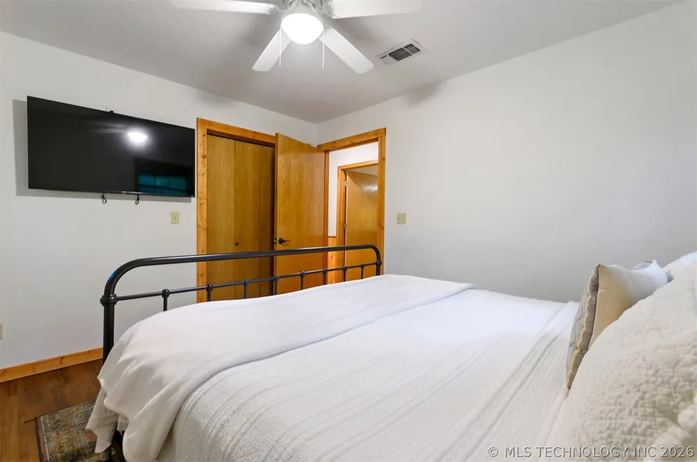 184 Cedar Creek Circle Broken Bow, OK 74728