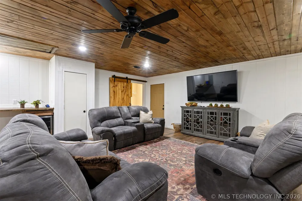 184 Cedar Creek Circle Broken Bow, OK 74728