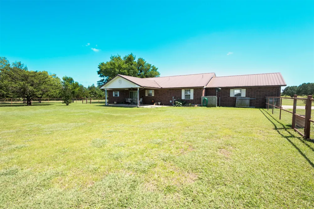 770 Lincoln Healdton, OK 73438