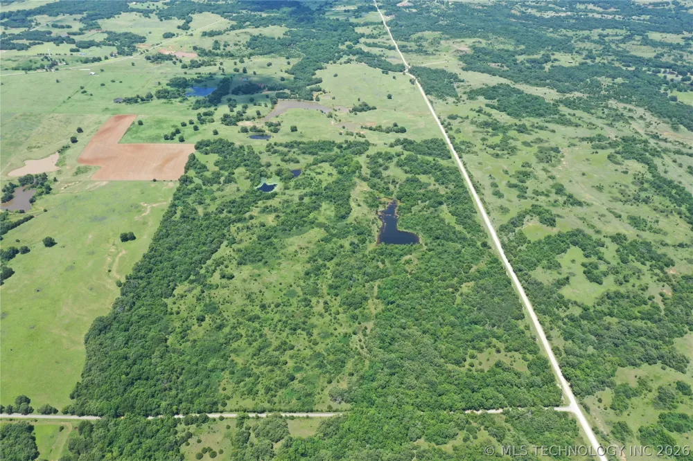 8 County Road Pauls Valley, OK 73075