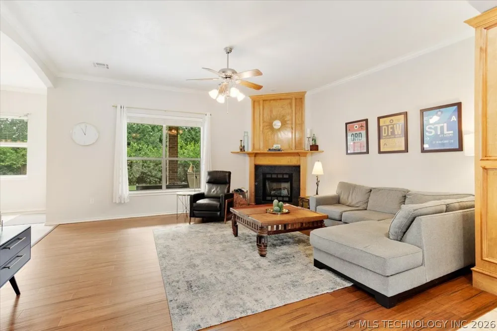 1114 Beretta Durant, OK 74701