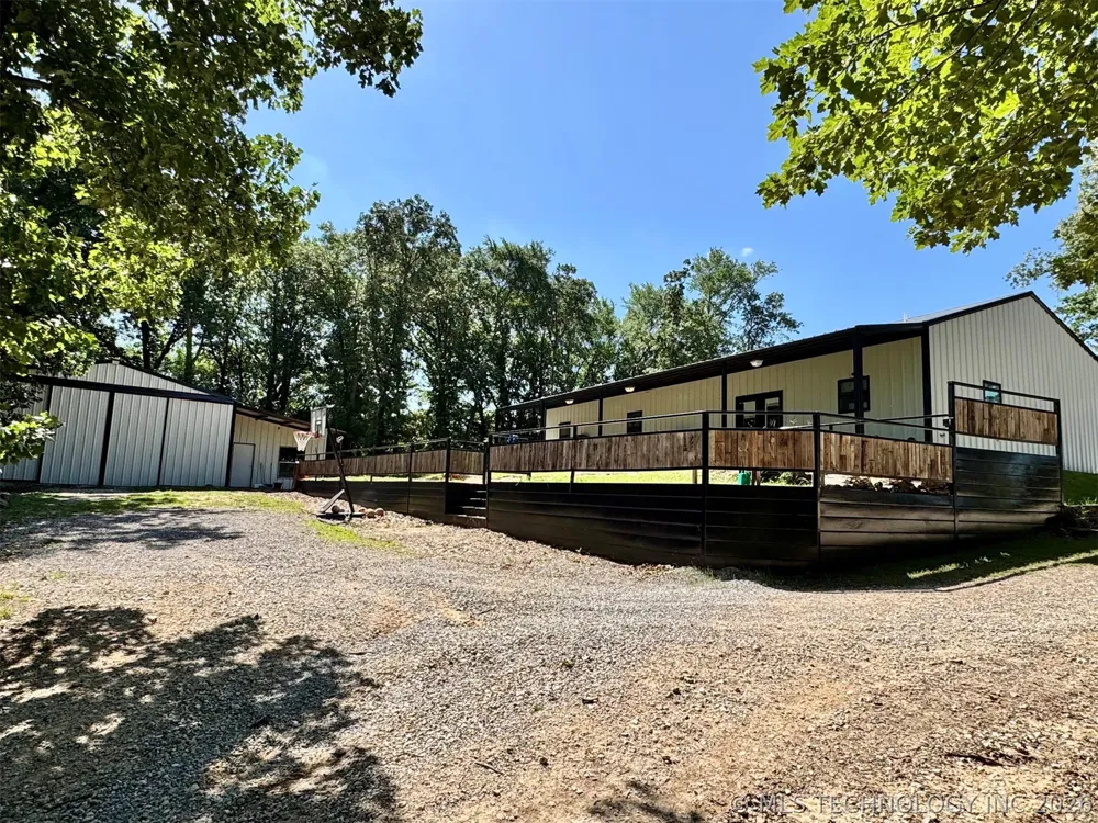 11922 Snell Road Kingston, OK 73439