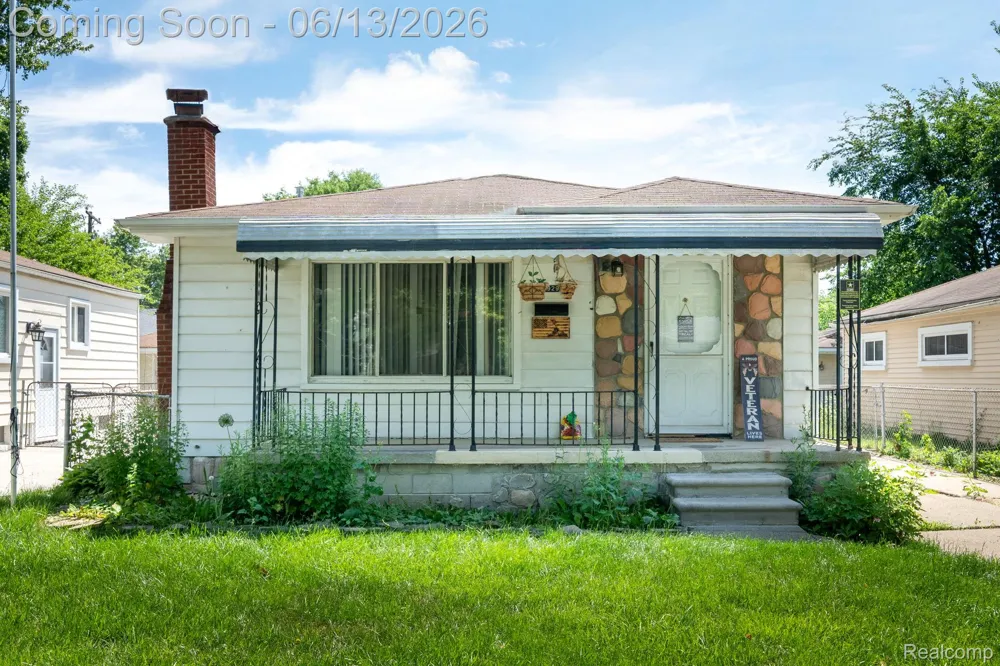 4929 Dudley Street Dearborn Heights City, MI 48125