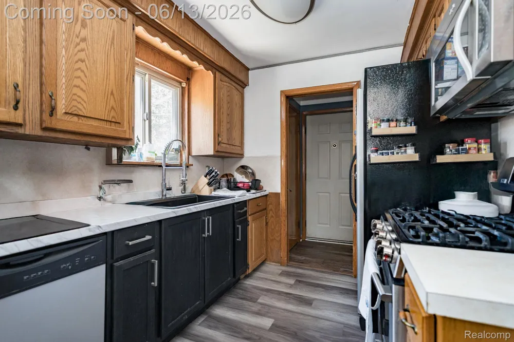 4929 Dudley Street Dearborn Heights City, MI 48125